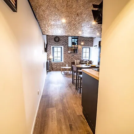 Le Petit New York Industriel Hyper Centre Place Stan Insolites アパート