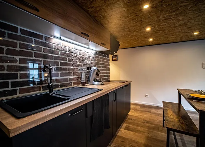 Le Petit New York Industriel Hyper Centre Place Stan Insolites *